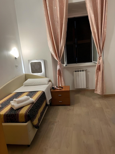 Others 5, Hotel Principe, Rome