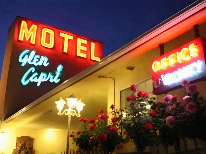 Exterior & Views 1, Glen Capri Inn and Suites, Los Angeles
