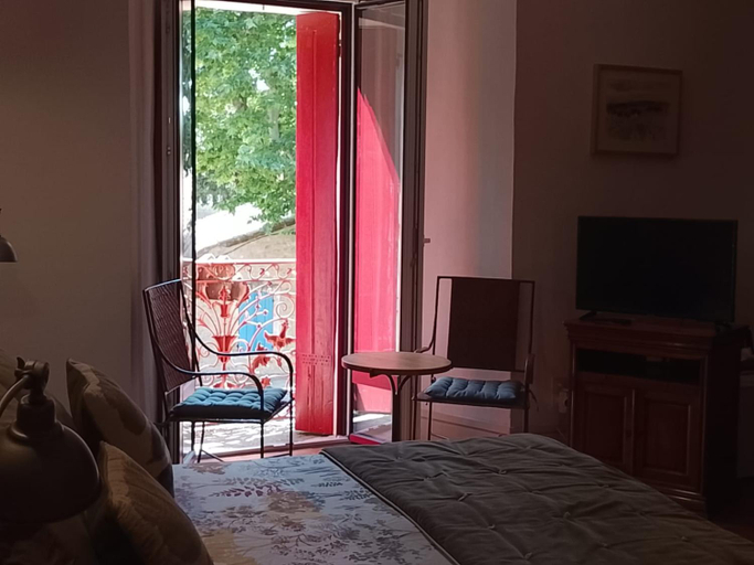 Bedroom 2, Chambres d'Hotes Le Mimosa, Hérault
