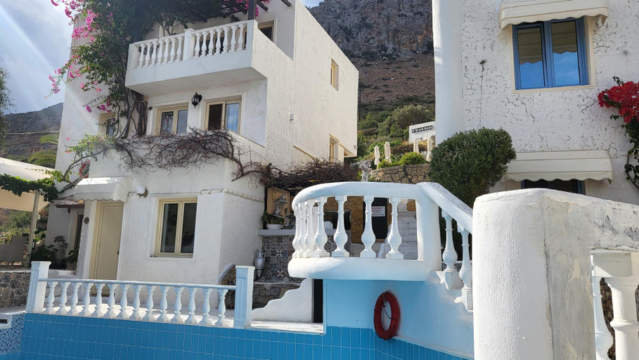 Exterior & Views 1, Sun Shine Senior Suite Full View, Crete