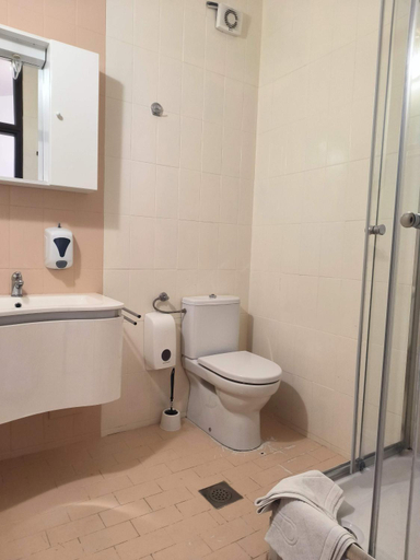 Bathroom 4, Omir Bed & Breakfast, Pula