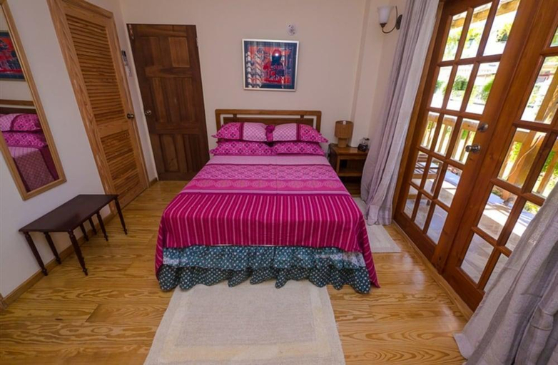 Bedroom 3, Willard's Bed and Breakfast