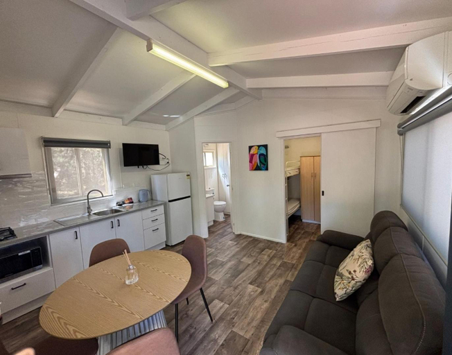 Others 5, Euroa Caravan Park, Strathbogie