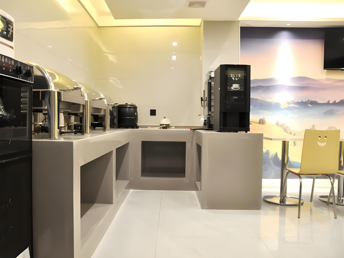Food & Drinks 4, Green Tree Inn Anhui Tianchang Economic Development Zone, Chuzhou