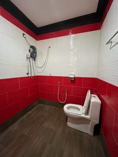 Bathroom 3, RAZAK GUEST HOUSE, Setiu