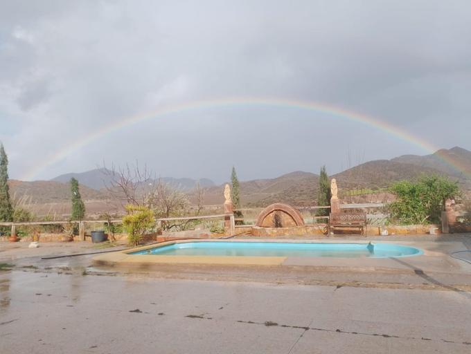 Sport & Beauty, CORTIJO Rural MOLINO EL TARAHAL con piscina y zonas compartidas, Almería