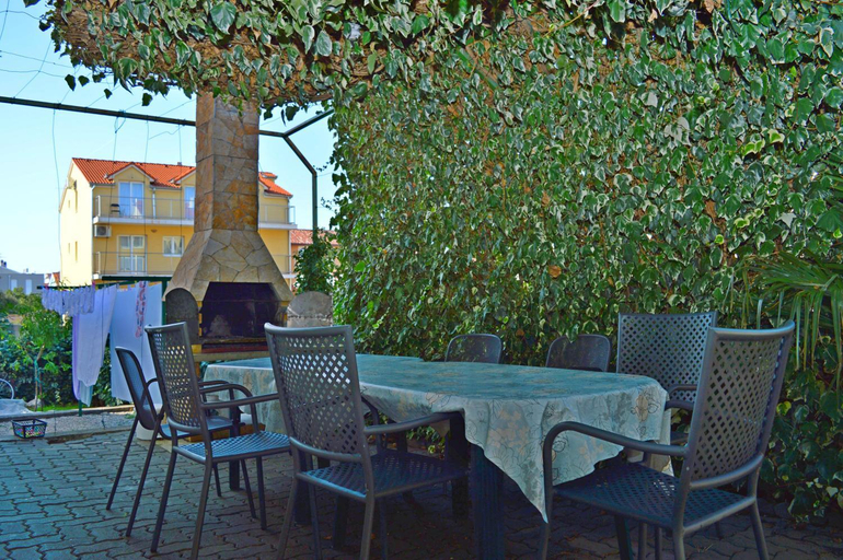 Food & Drinks, Apartment and Rooms Katica, Biograd na Moru