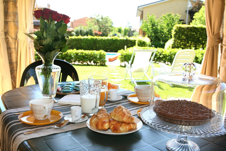Food & Drinks 5, Apartments i Ciclamini in Moniga del Garda, Brescia