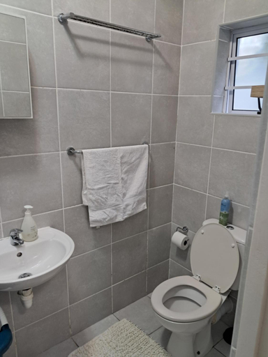 Bathroom 5, House of Grace Apt, Buffalo City