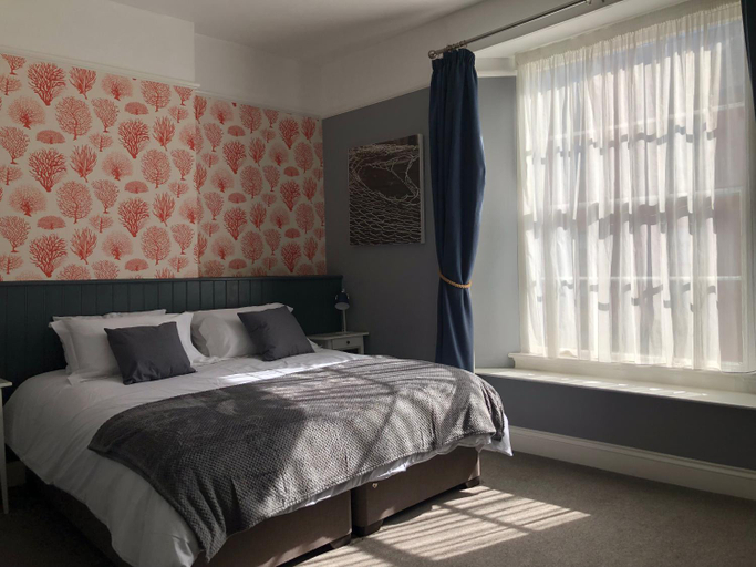 Bedroom 3, Seale Arms, Devon