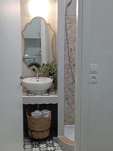 Bathroom 3, Olympos Princess Aegean Home, South Aegean