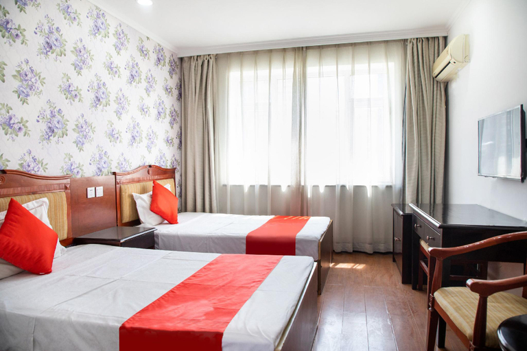 Bedroom 2, Baihe Hotel,Urumqi, Ürümqi