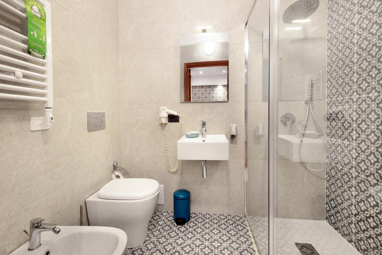 Bathroom 4, Villa Dafne, Palermo