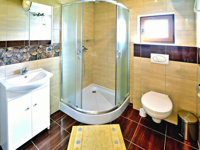 Bathroom 4, Holiday homes with terraces, close to the beach, Koszalin