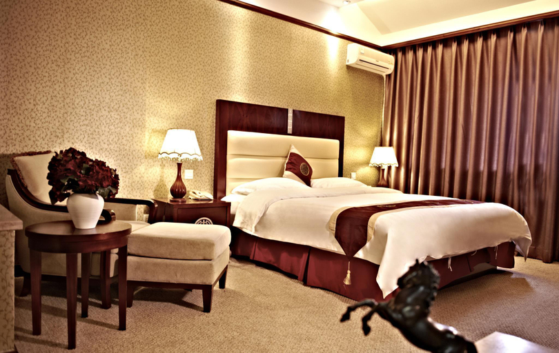 Bedroom 3, Lijiang Huama Hotel, Lijiang