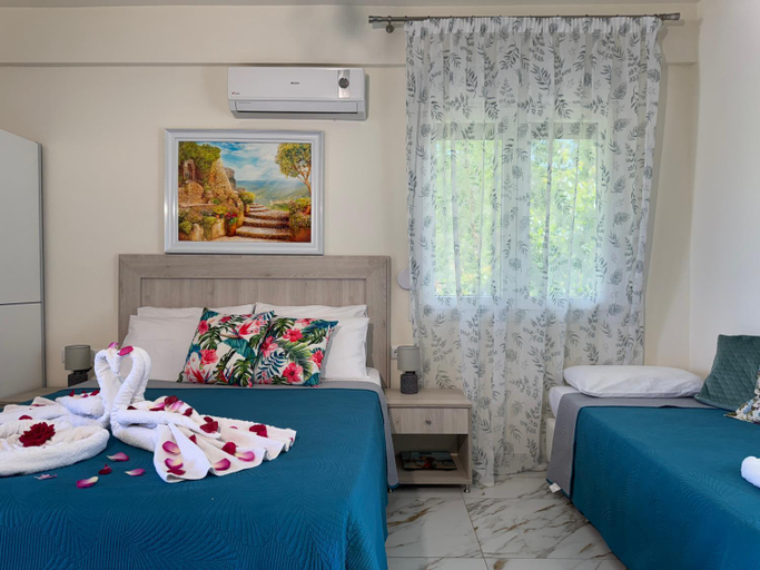 Bedroom 2, Torra's Studios, East Macedonia and Thrace