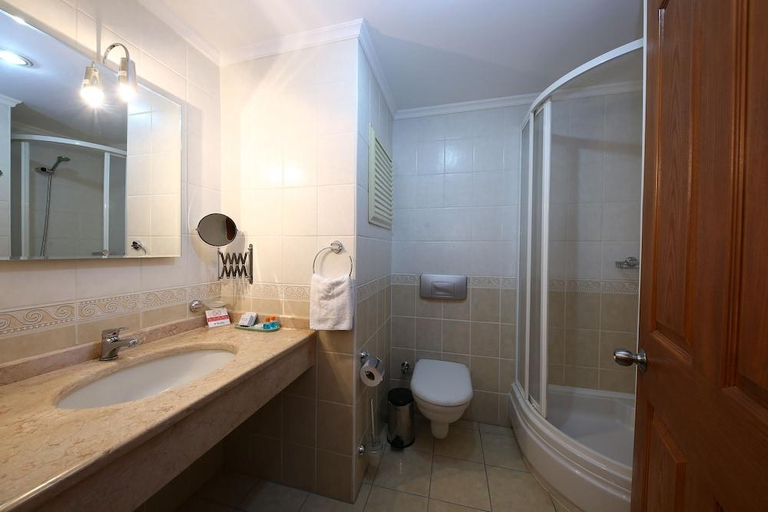 Bathroom 5, Mr. Dim Exclusive Apart Hotel, Fethiye