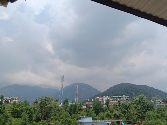 Others 5, Shiva Guest House, Kangra