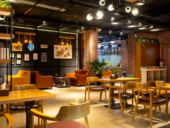 Food & Drinks, James Joyce Coffetel· Wuhan Wangjiawan Taojialing Metro Station, Wuhan