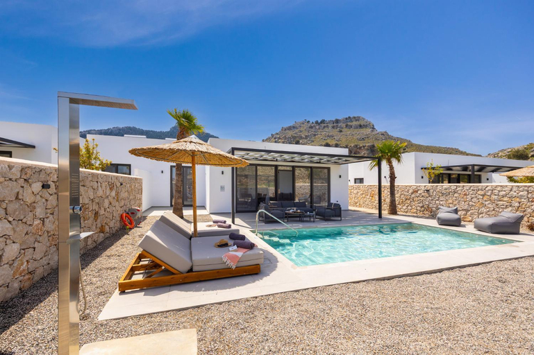 Facilities 4, Villa 12 Chado, South Aegean