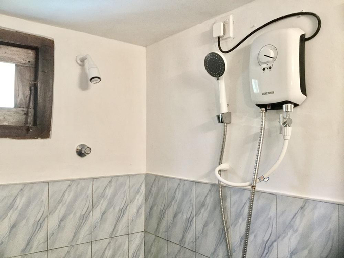 Bathroom 2, Sana Guest, Weligama