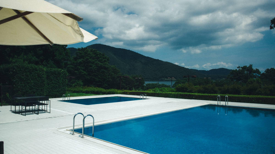 Sport & Beauty 2, L'Hotel du Lac, Nishiazai