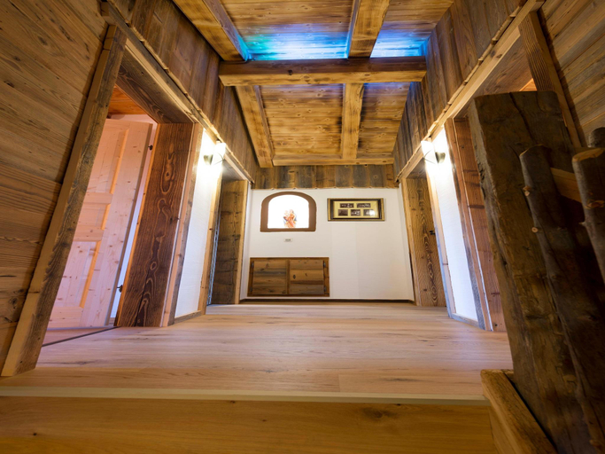 Others 4, Chalet in St. Martin with Sauna  Mountain Views, Sankt Johann im Pongau