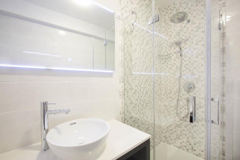 Bathroom 4, Boutique Hotel Intermezzo Pag Centre, Pag