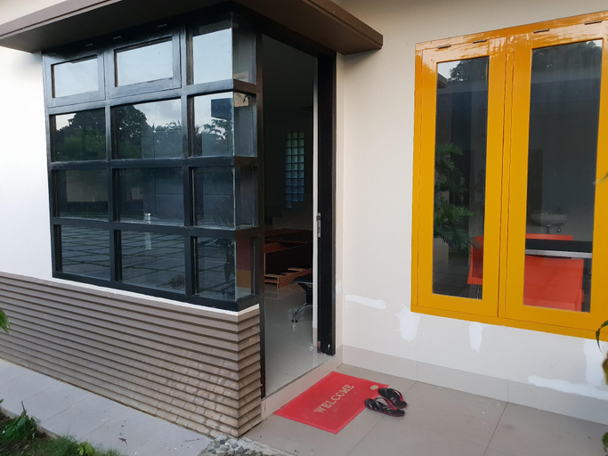Exterior & Views 2, SURYA INN - LANGGUR, Southeast Maluku