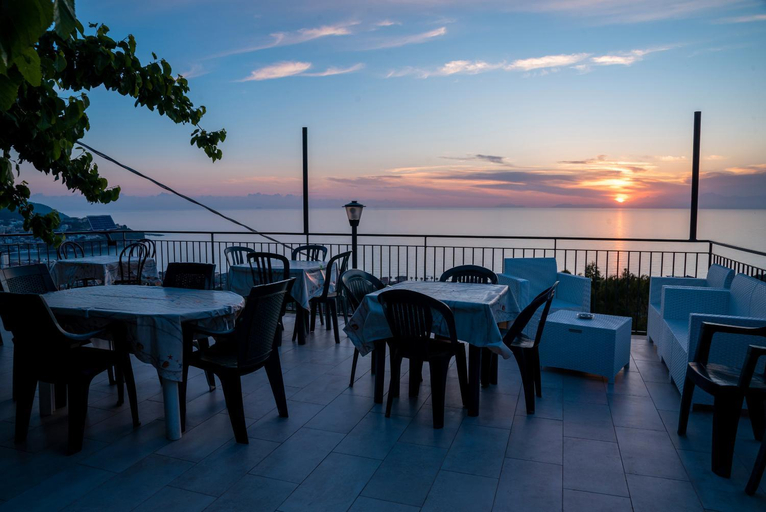 Food & Drinks 4, L'Eco Del Mare, Salerno