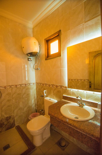 Bathroom 5, Dahab Holiday Hotel, Sant Katrin