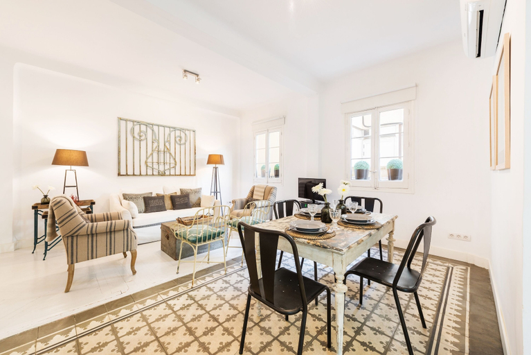 Living room 2, 2 Bd Apartment Exclusive Location in Golden Mile. Velazquez II, Madrid