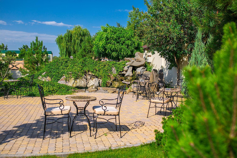 Others, Hotel Tet-a-Tet, Bataysk