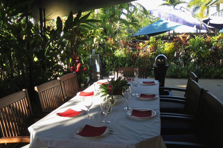 Food & Drinks, Mission Reef Resort, Cardwell