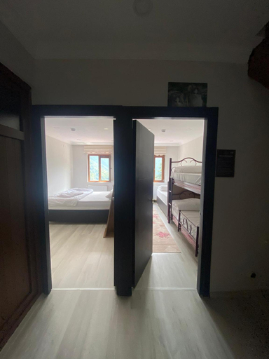 Bedroom 2, Maneviga Pansiyon, Çaykara