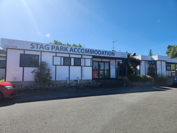 Exterior & Views, Stag Park Accommodation, Taupo