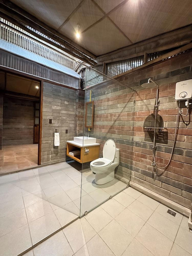 Bathroom 4, Kilyawan Farm Resort, Ibaan