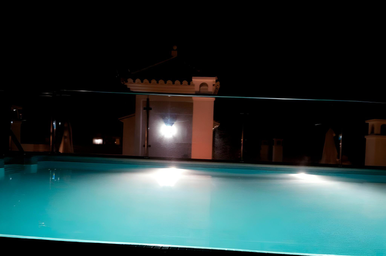 Sport & Beauty 2, Apartamentos La Botica de Nerja, Málaga