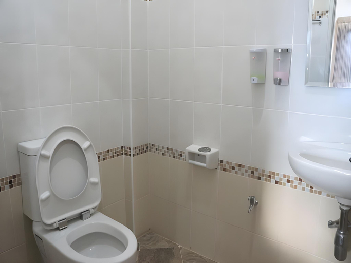 Bathroom 3, N-Joy Place, Muang Surin