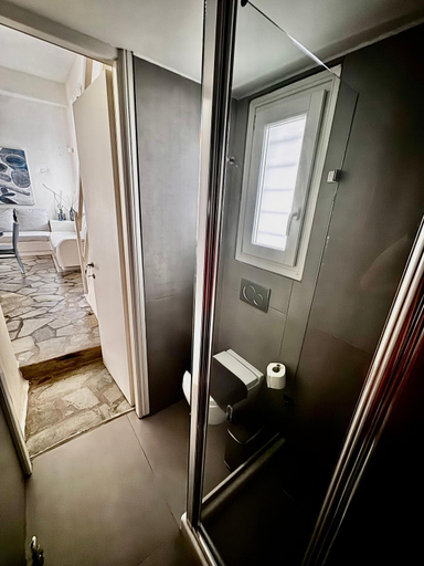 Bathroom 3, Dafni's Philoxenia, South Aegean