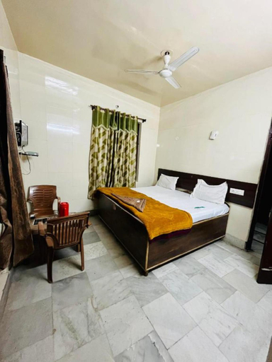 Bedroom 2, Goromgo Raj Golden & Restaurant Palampur, Kangra