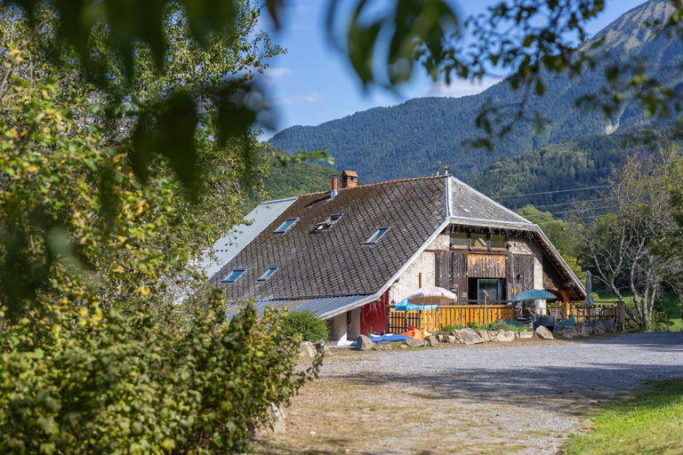 Others 5, Yourtes Olachat proche Annecy, Haute-Savoie