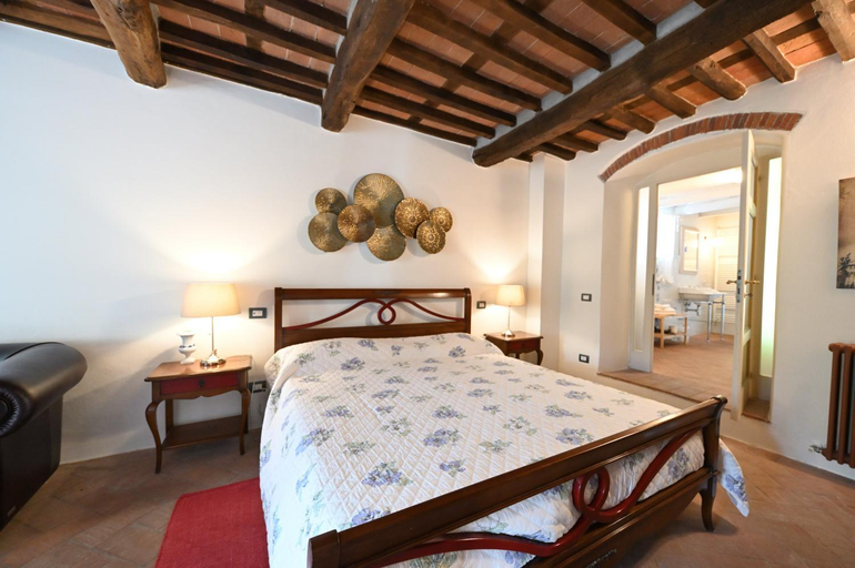 Bedroom 5, Villa Lucchesi, Lucca