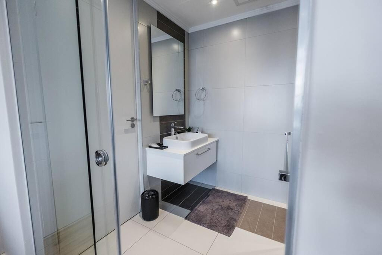 Bathroom 4, Azalia Sandton Apartment - Masingita Towers, City of Johannesburg