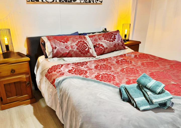 Bedroom 2, Prout Road Retreat, Belmont-Mackenzie