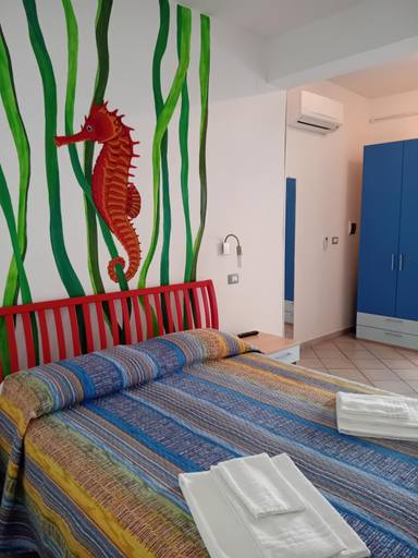Bedroom 2, Relais Al Faro Bed&Breakfast, Foggia