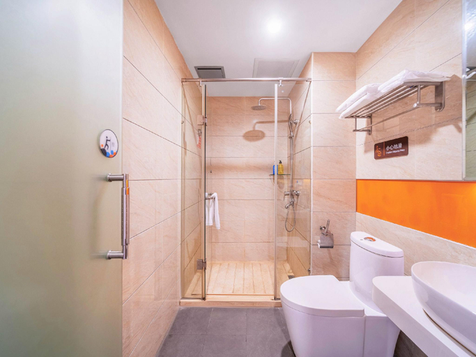 Bathroom, 7 Days Premium Hotel (Guang'an Wuyue Plaza), Guang'an