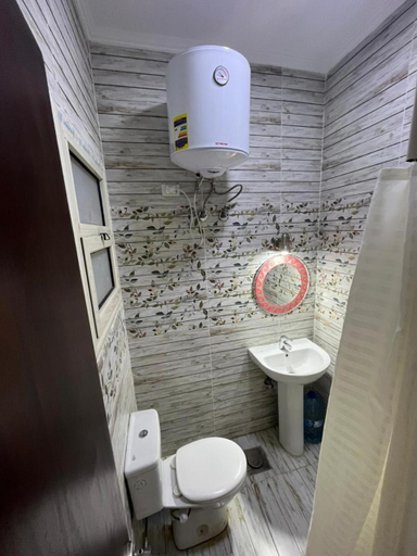 Bathroom 5, Casablanca beach family suites, Al-Ghurdaqah