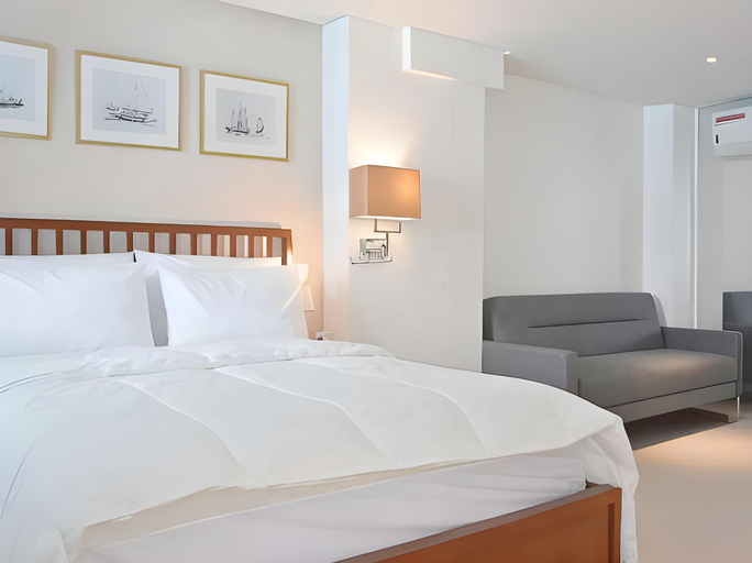 Bedroom 4, Signature Boracay Blue, Malay