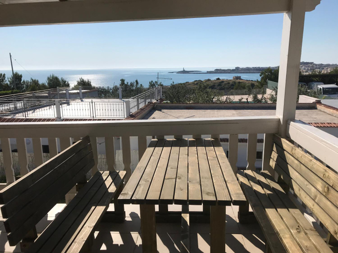 Others 5, Residence CasaNova, Foggia